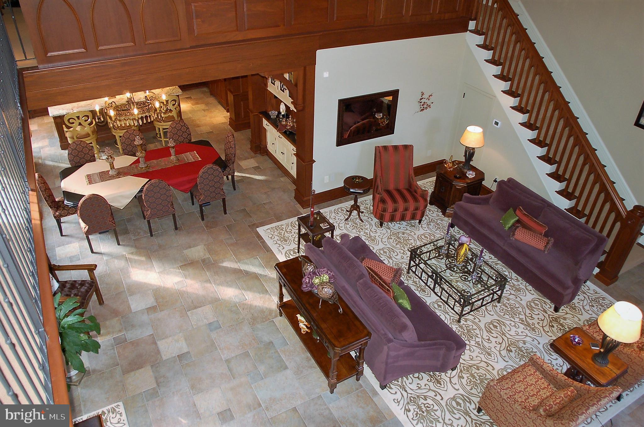 CHESTNUT HILL - Residential