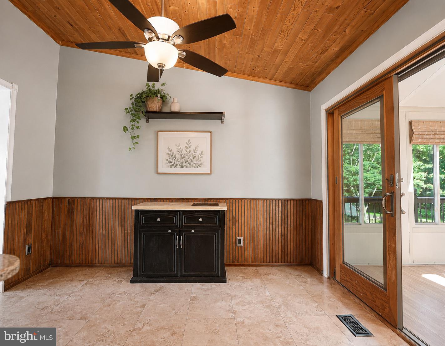 SUE CREEK LANDING - Residential