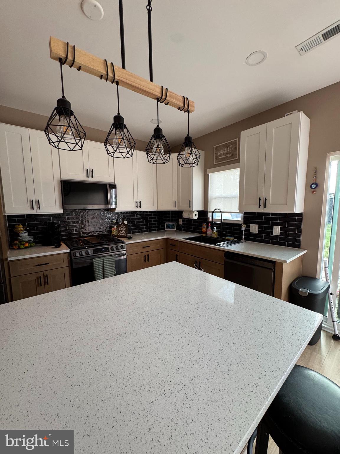 ELDERBERRY - Residential