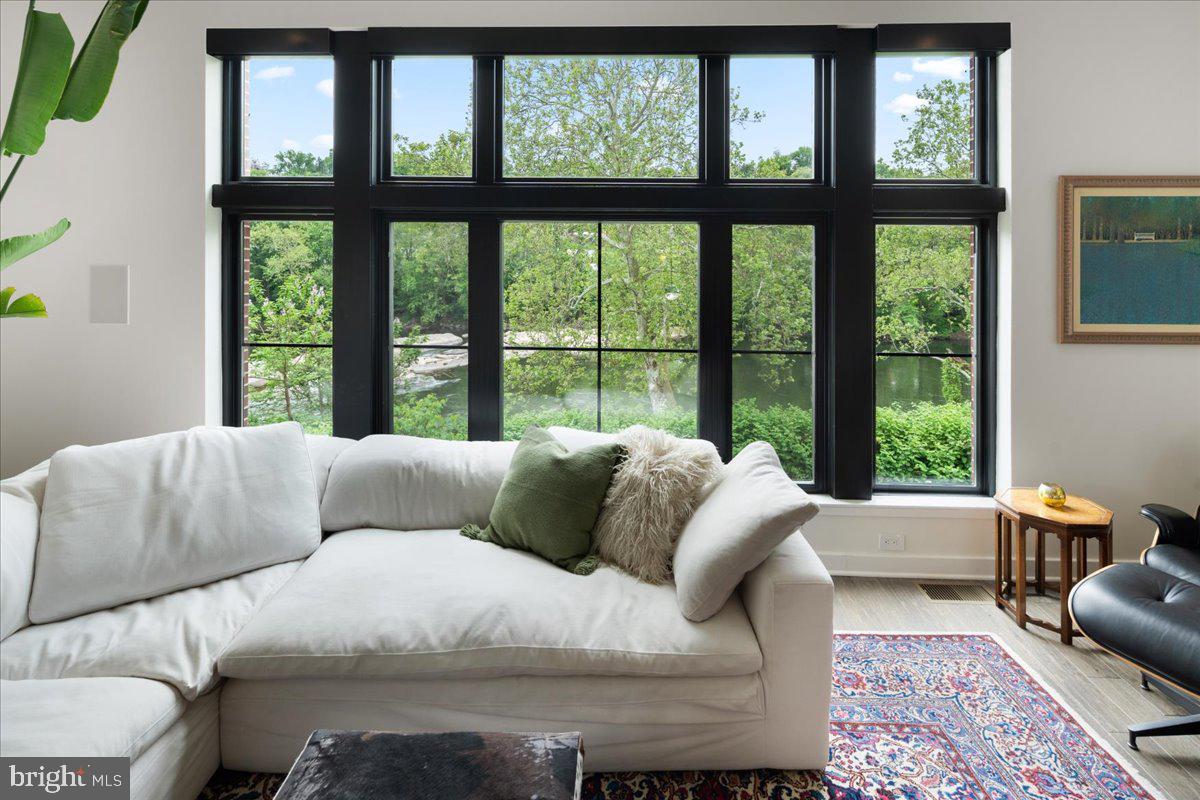 MANAYUNK - Residential