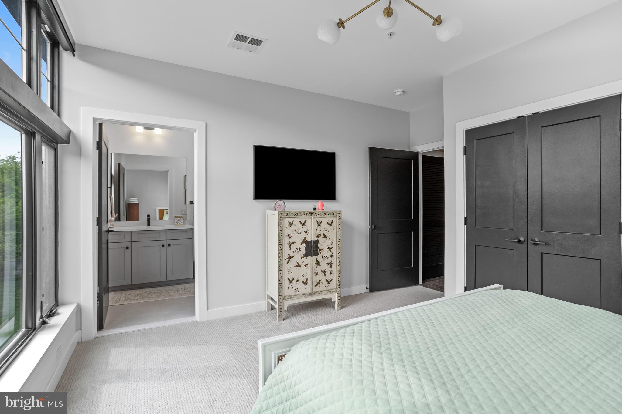 MANAYUNK - Residential
