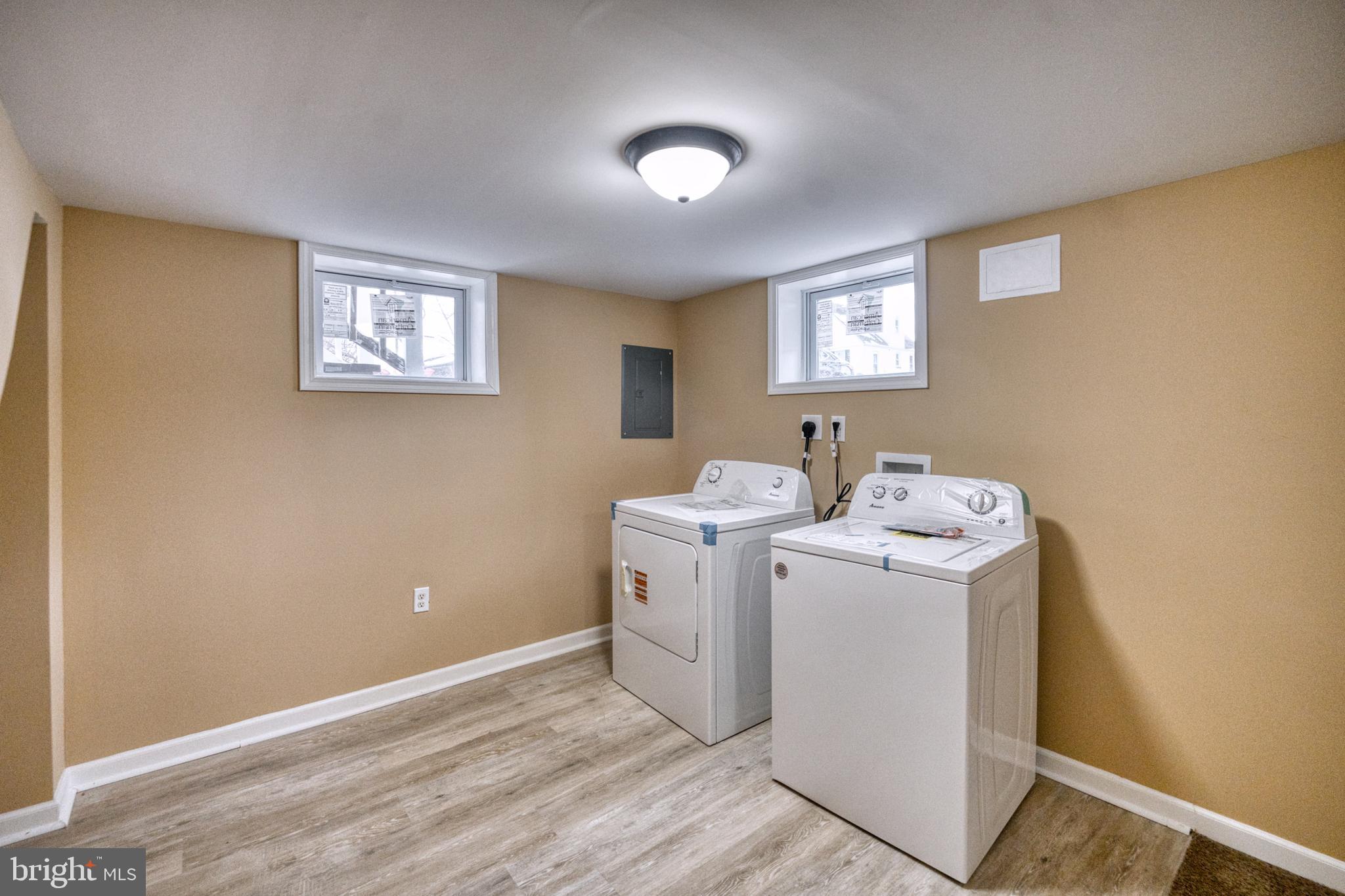 RIVERDALE PARK - Residential