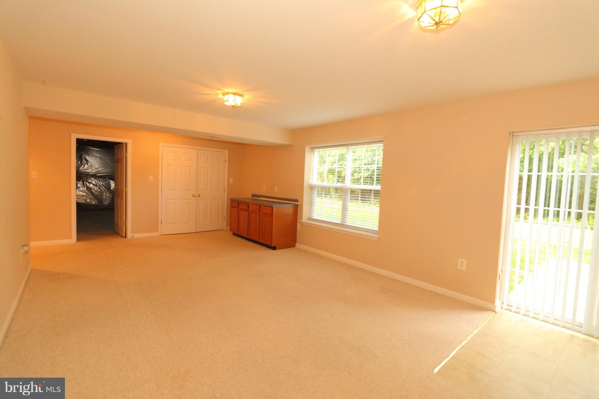 SUMNER LAKE - Residential