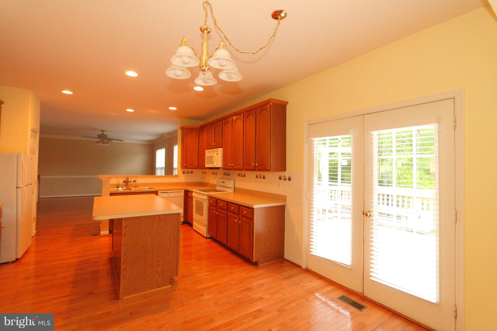 SUMNER LAKE - Residential