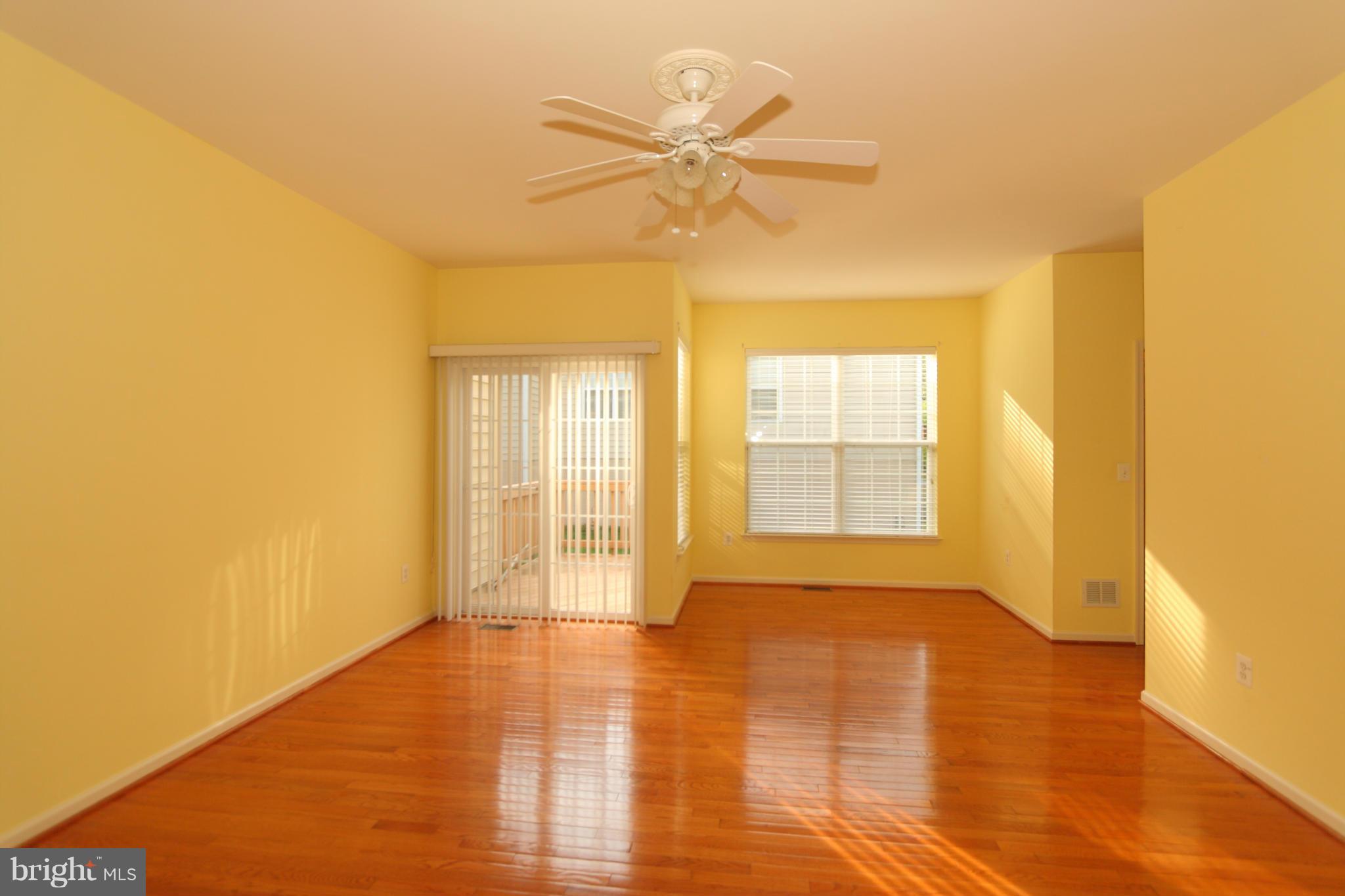 SUMNER LAKE - Residential