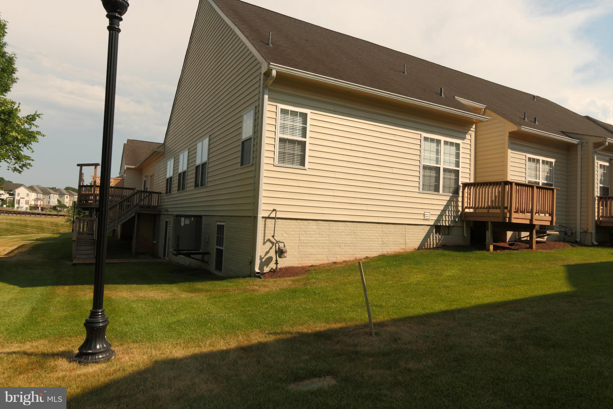 SUMNER LAKE - Residential