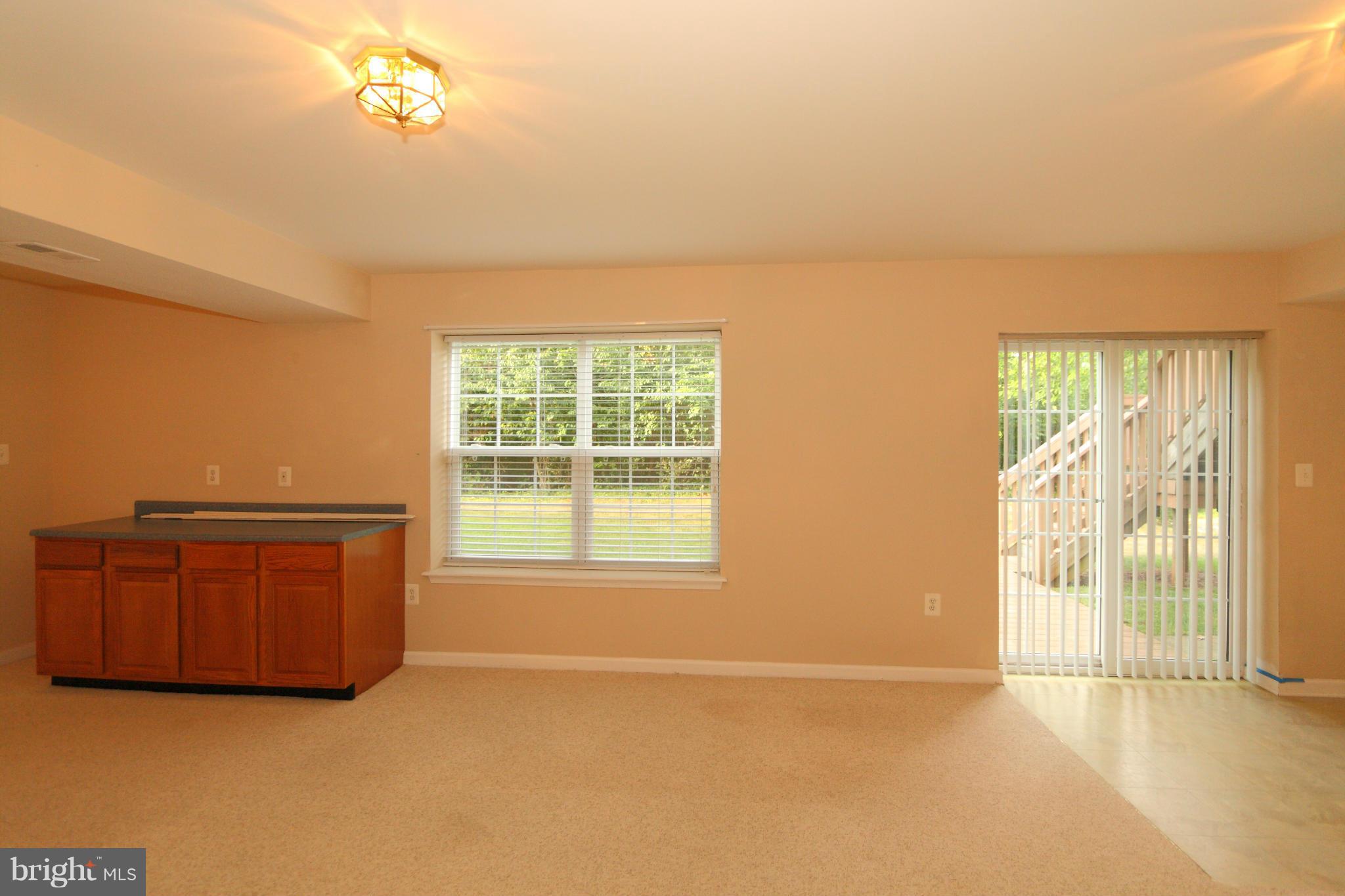 SUMNER LAKE - Residential