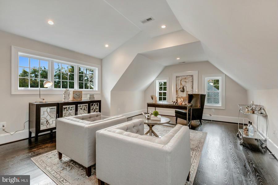 KENT - Residential