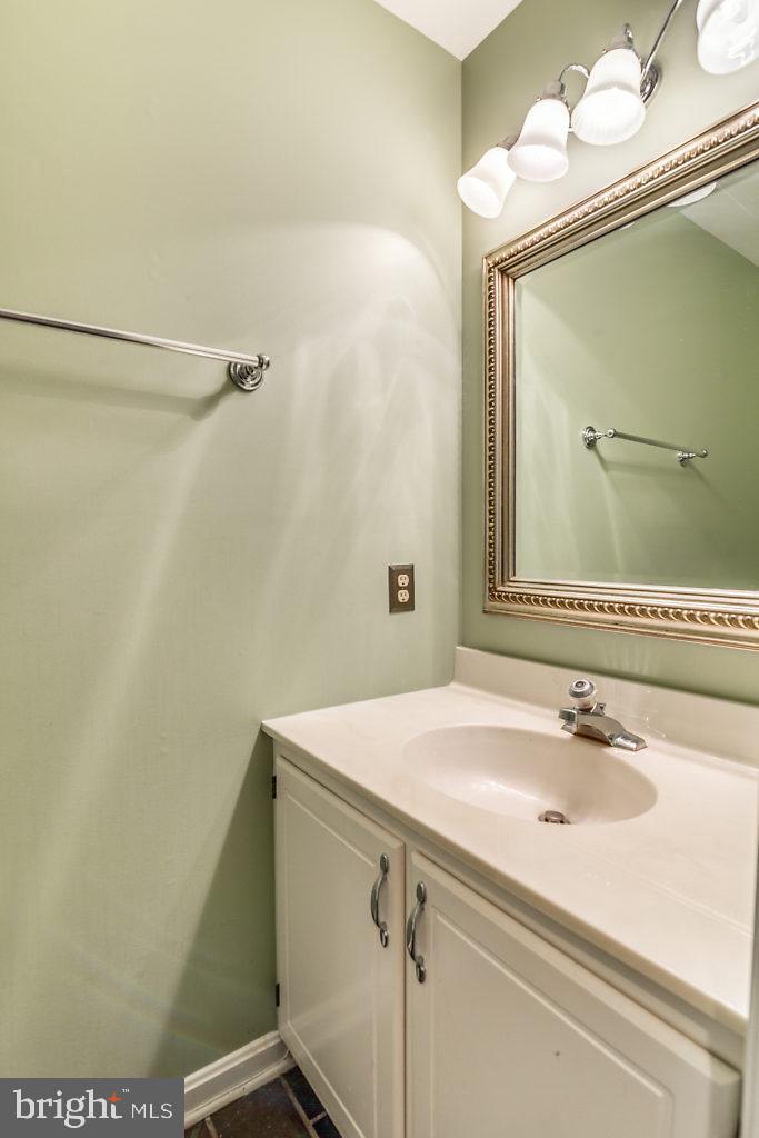 ARLINGTON - Residential Lease