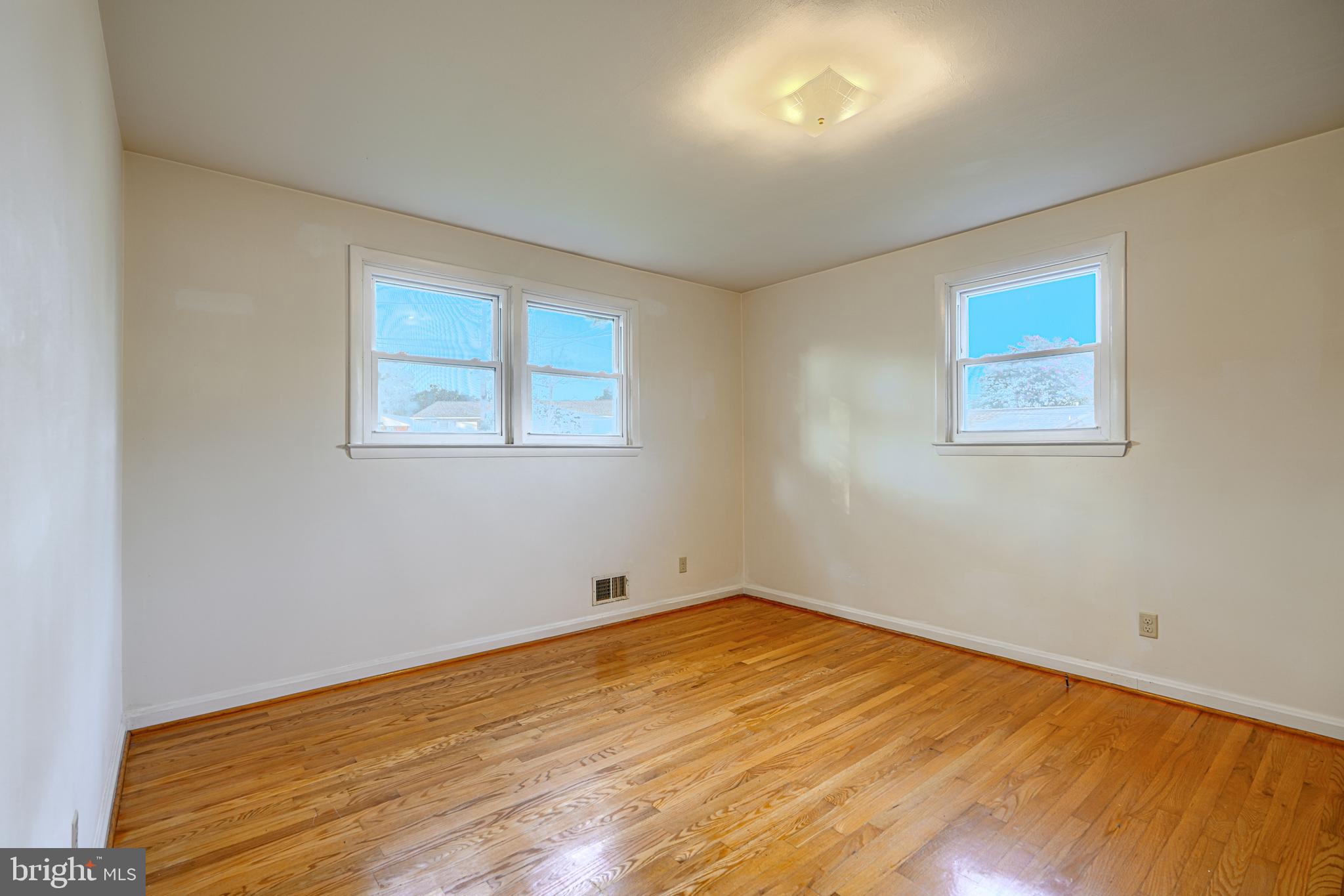 HAVERFORD - Residential