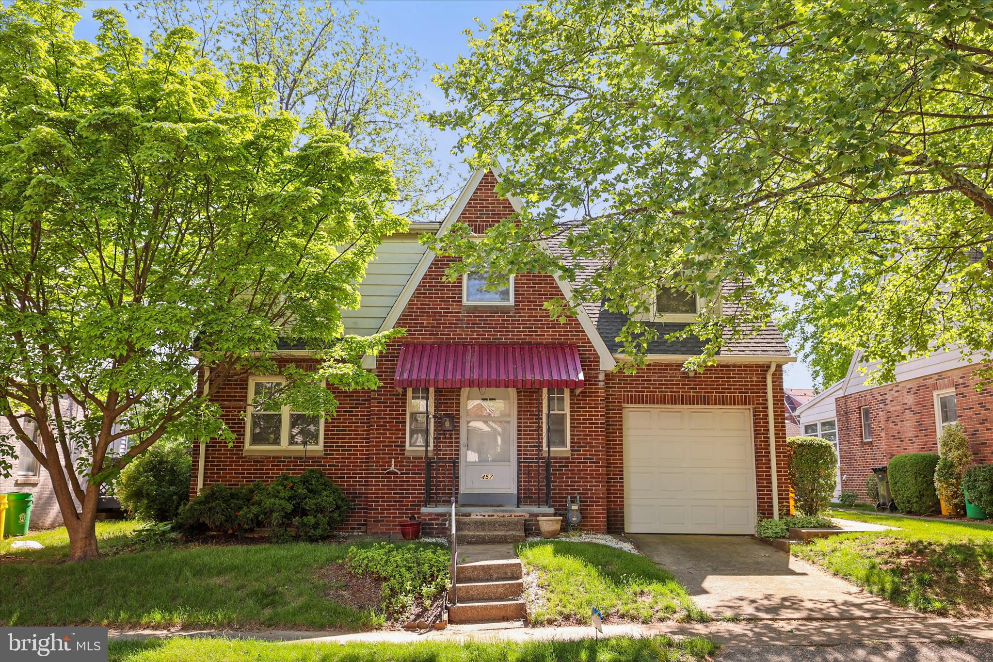 YORKTOWNE HOMES - Residential