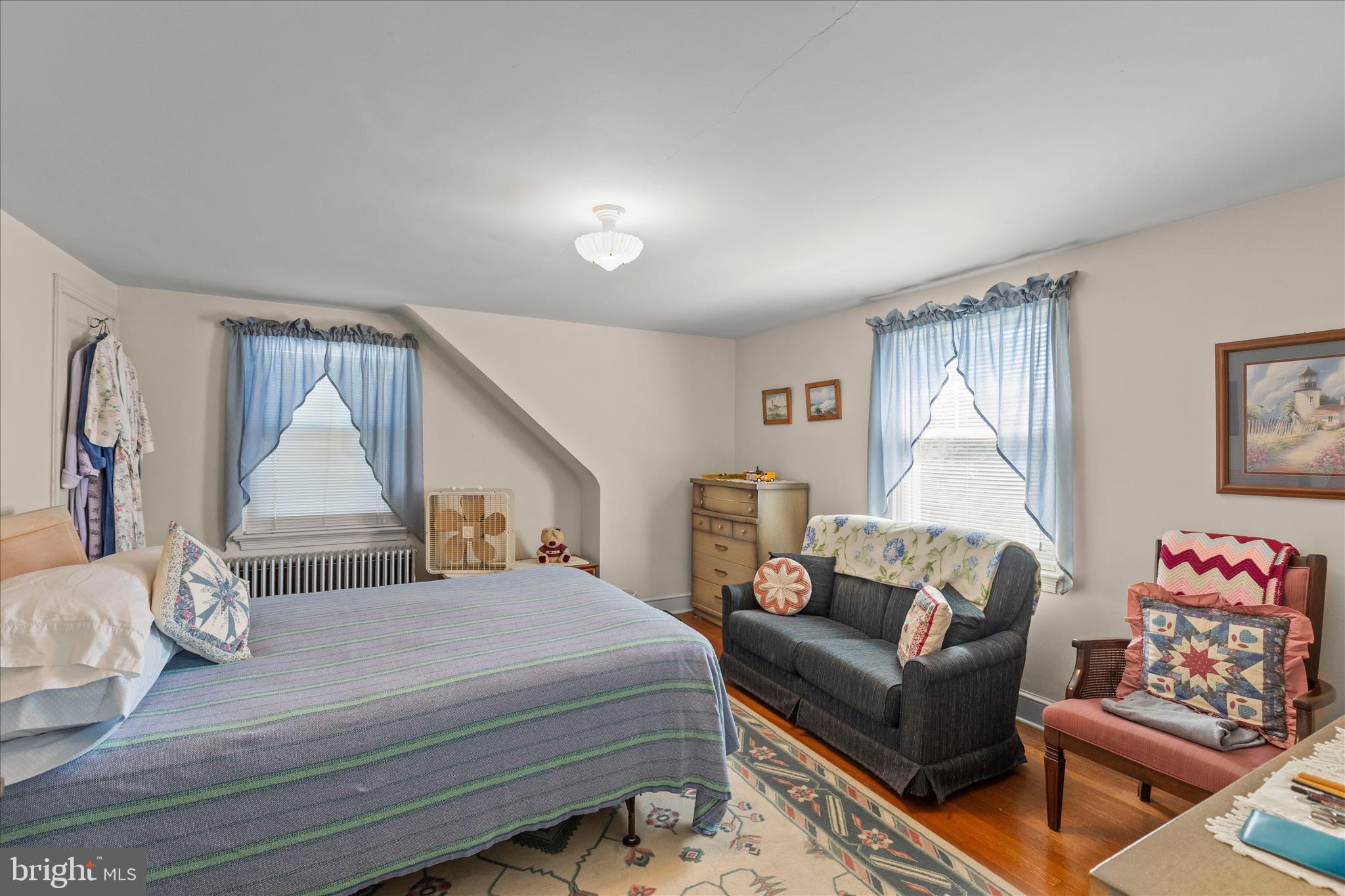 YORKTOWNE HOMES - Residential