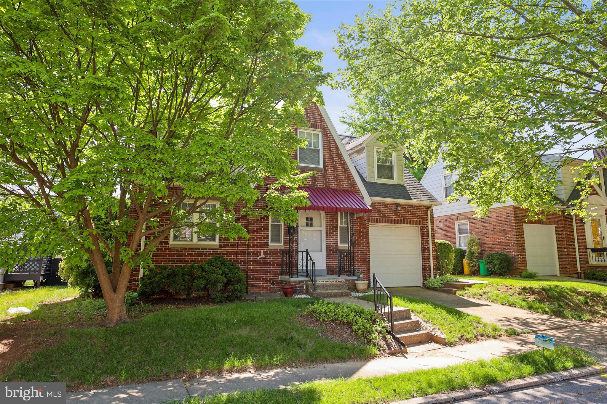 YORKTOWNE HOMES - Residential