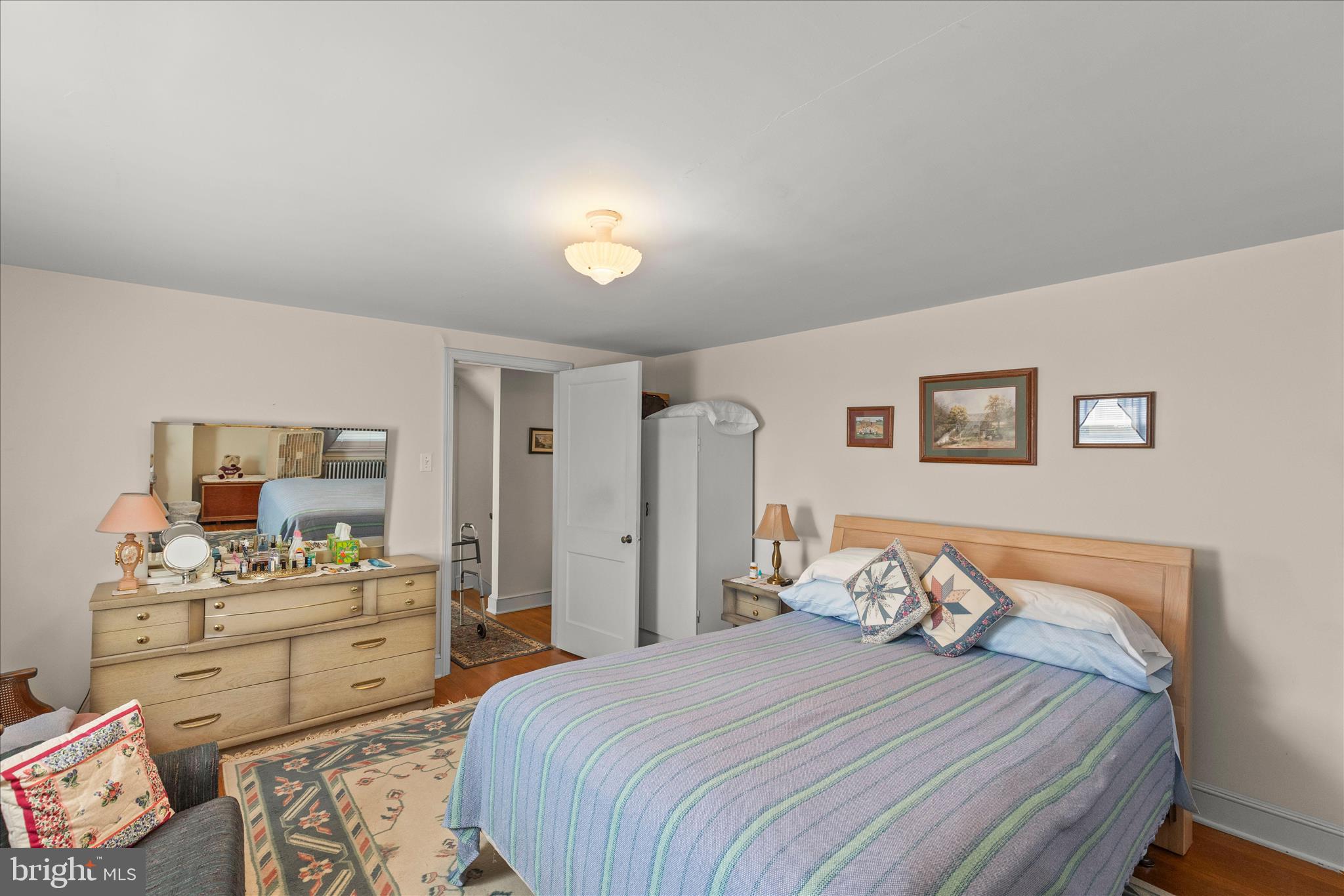 YORKTOWNE HOMES - Residential