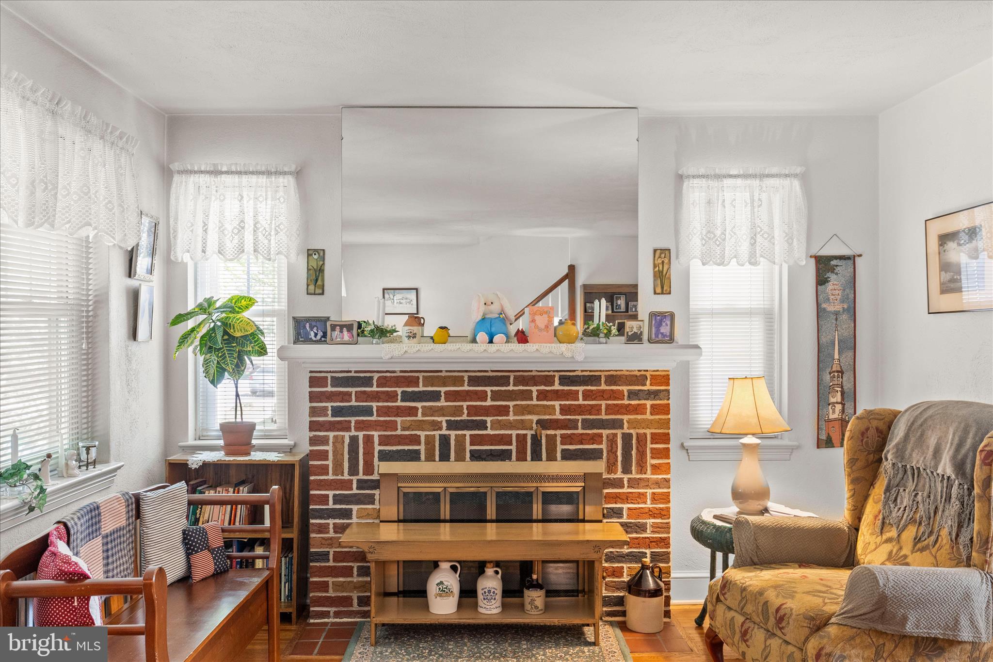 YORKTOWNE HOMES - Residential