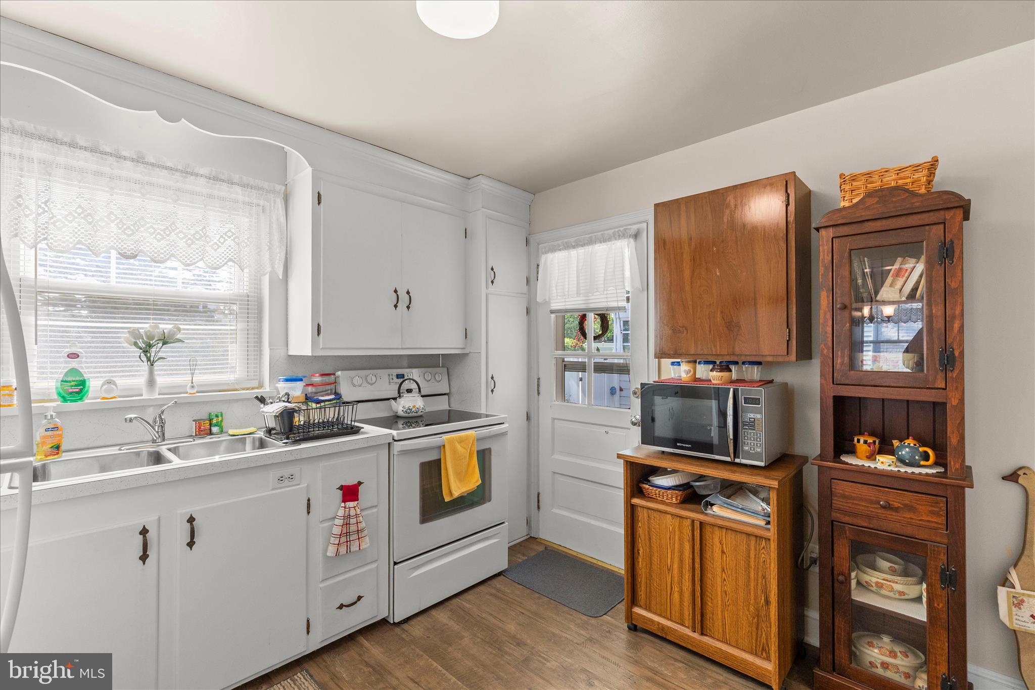 YORKTOWNE HOMES - Residential