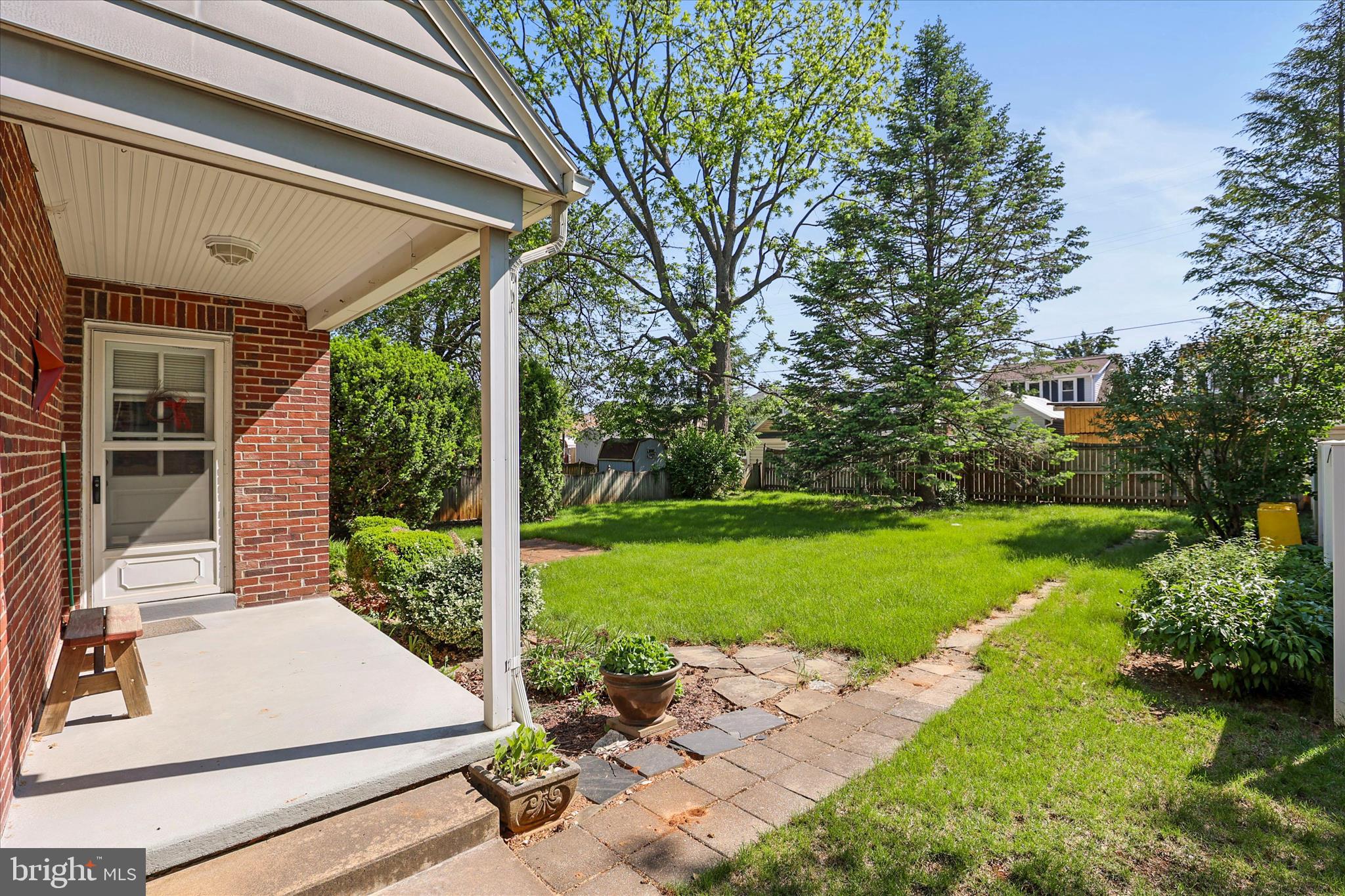 YORKTOWNE HOMES - Residential