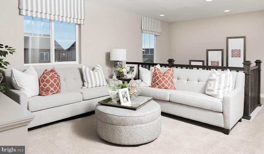 SEASONS AT MIDDLETOWN PLACE - Residential