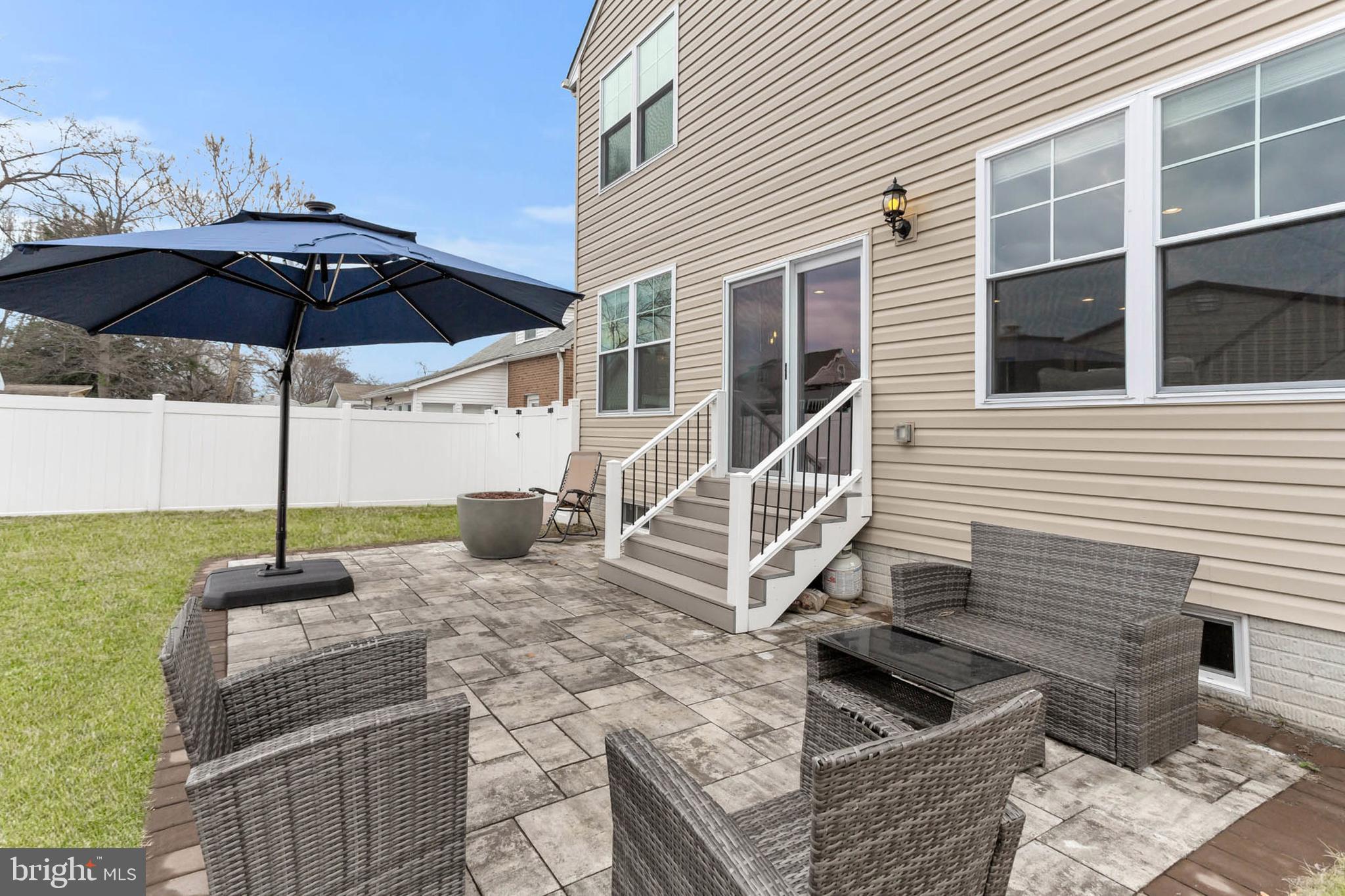 RIVIERA BEACH - Residential