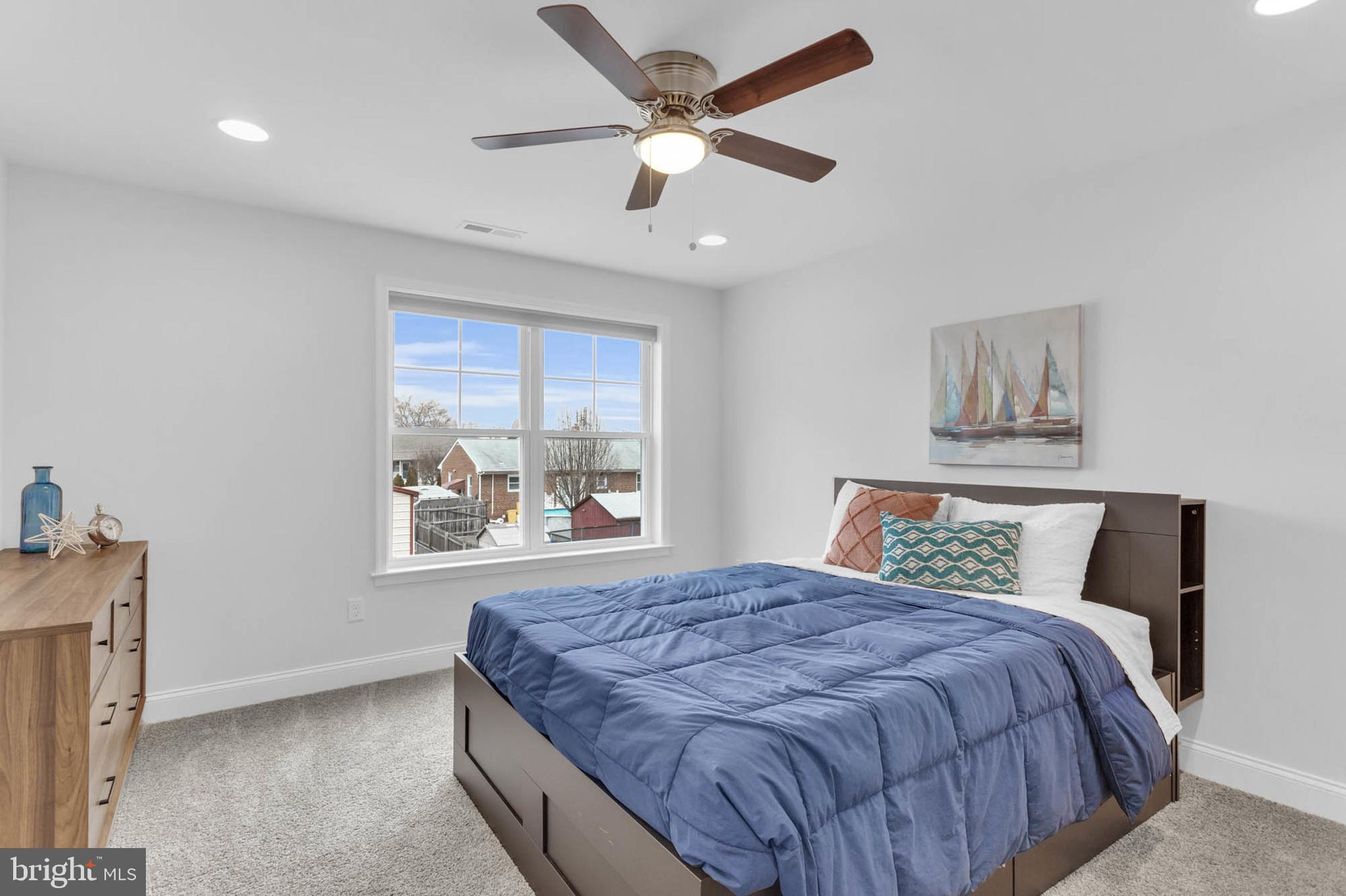RIVIERA BEACH - Residential