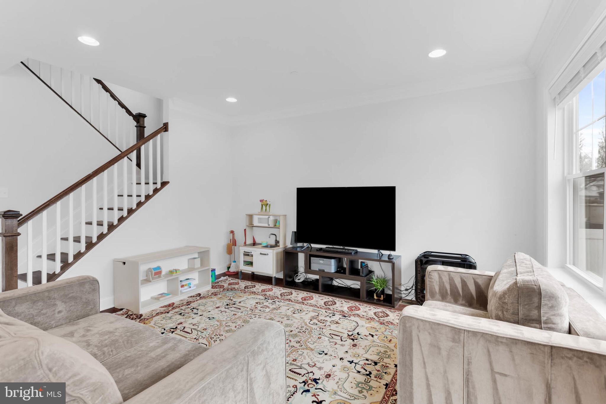 RIVIERA BEACH - Residential