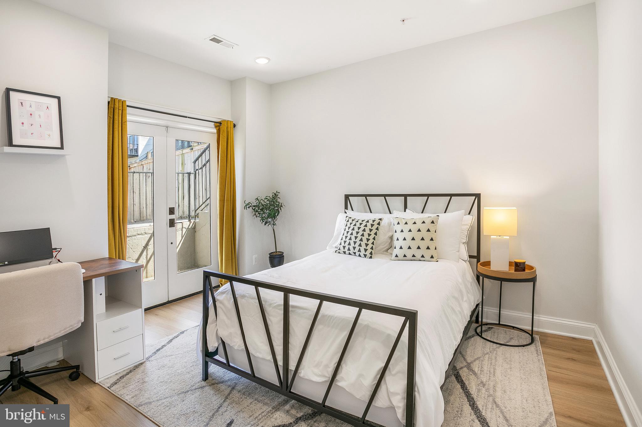 PETWORTH - Residential