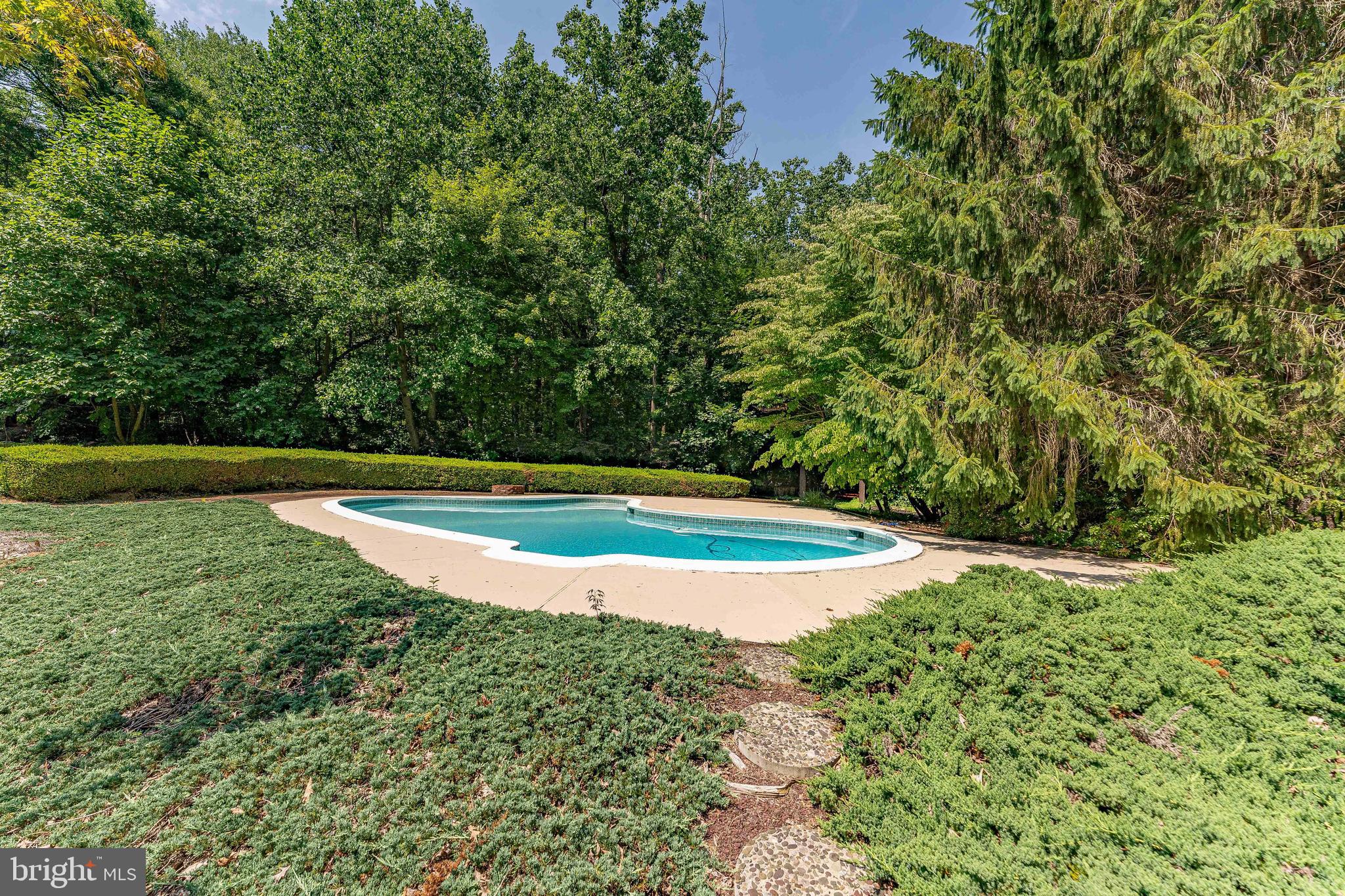 FOX RUN - Residential