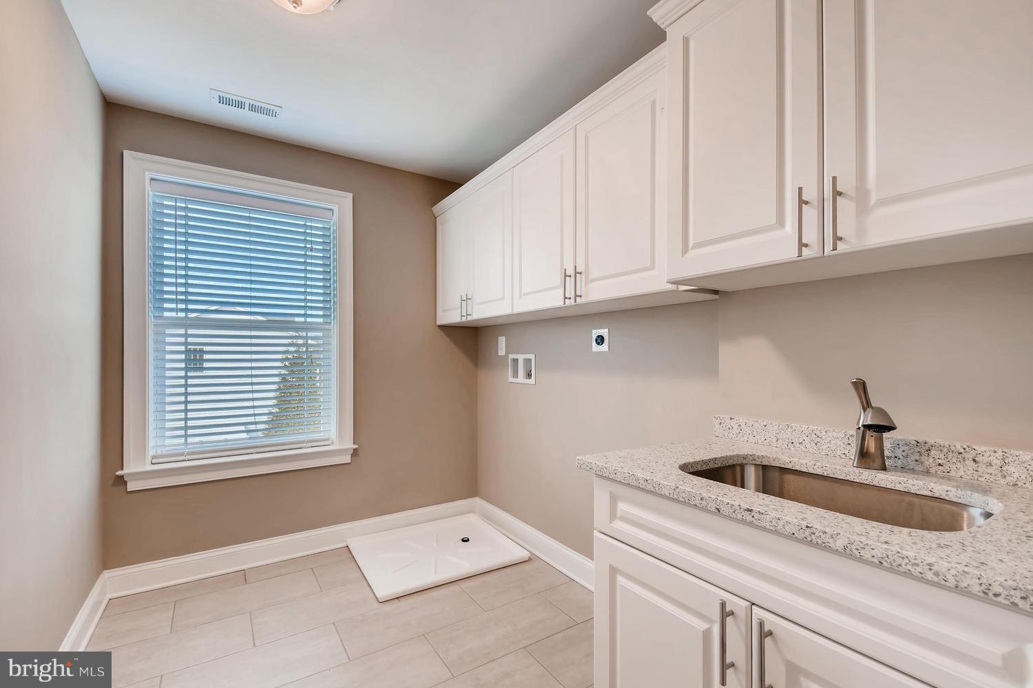RIDGE VIEW - Residential
