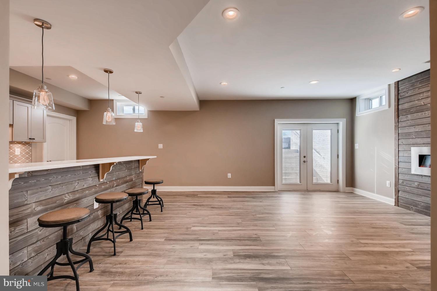 RIDGE VIEW - Residential