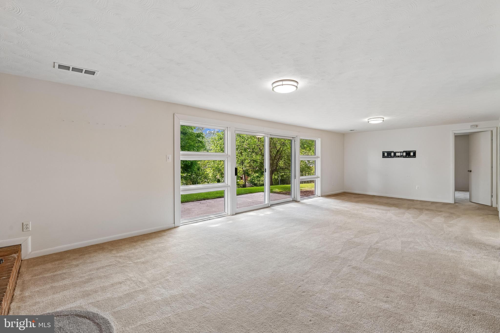 FOXHALL - Residential