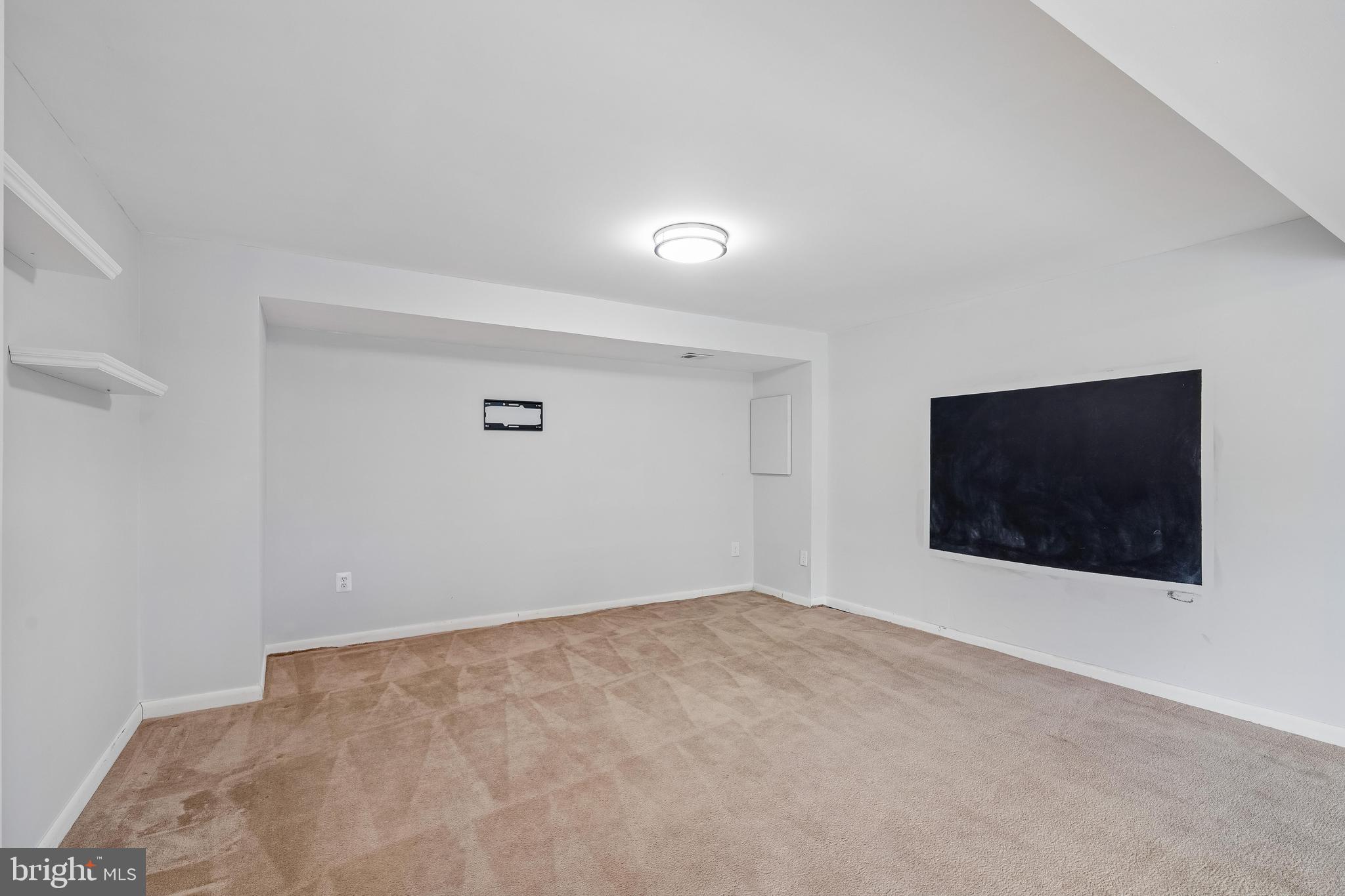FOXHALL - Residential