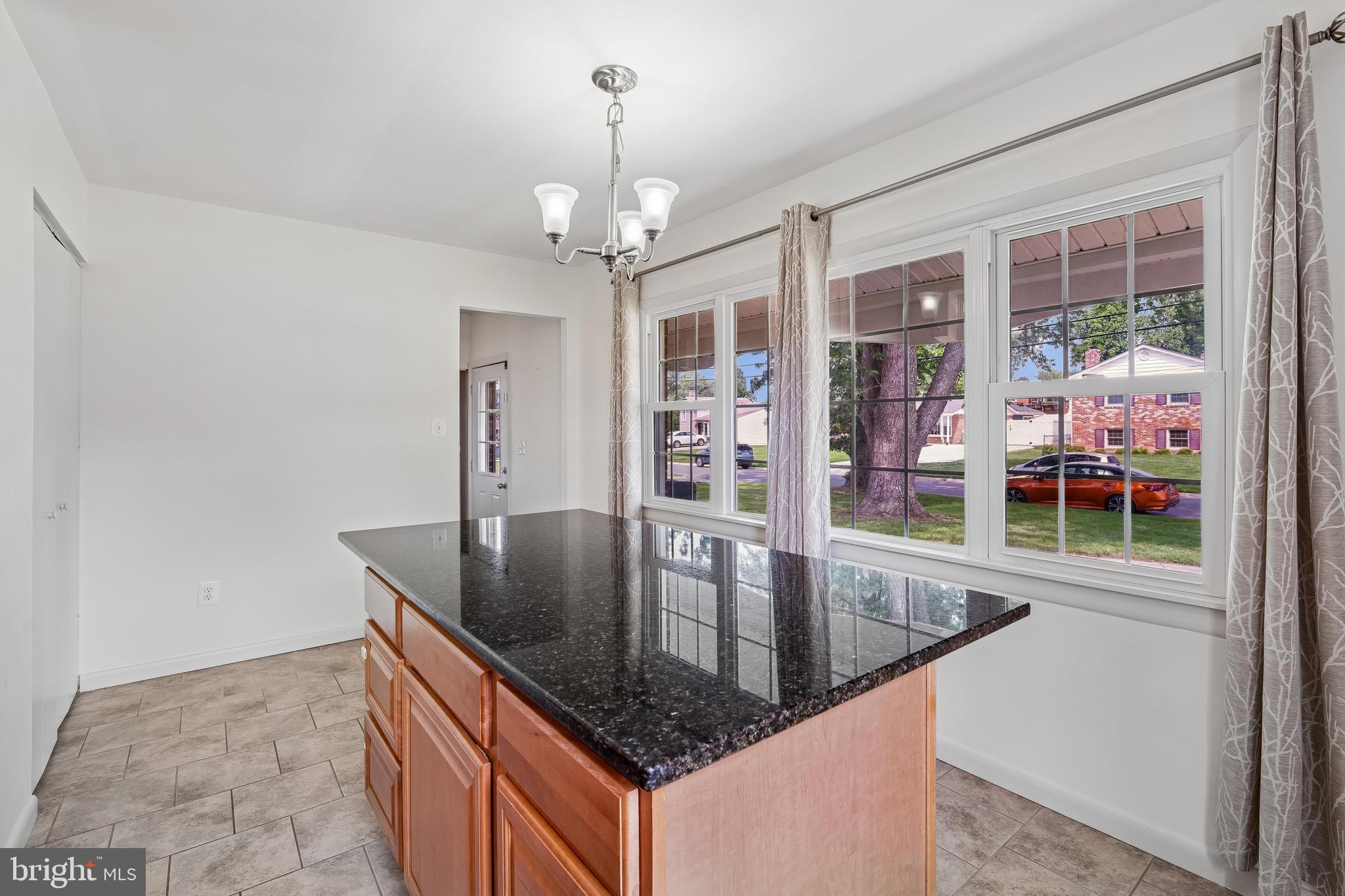 FOXHALL - Residential