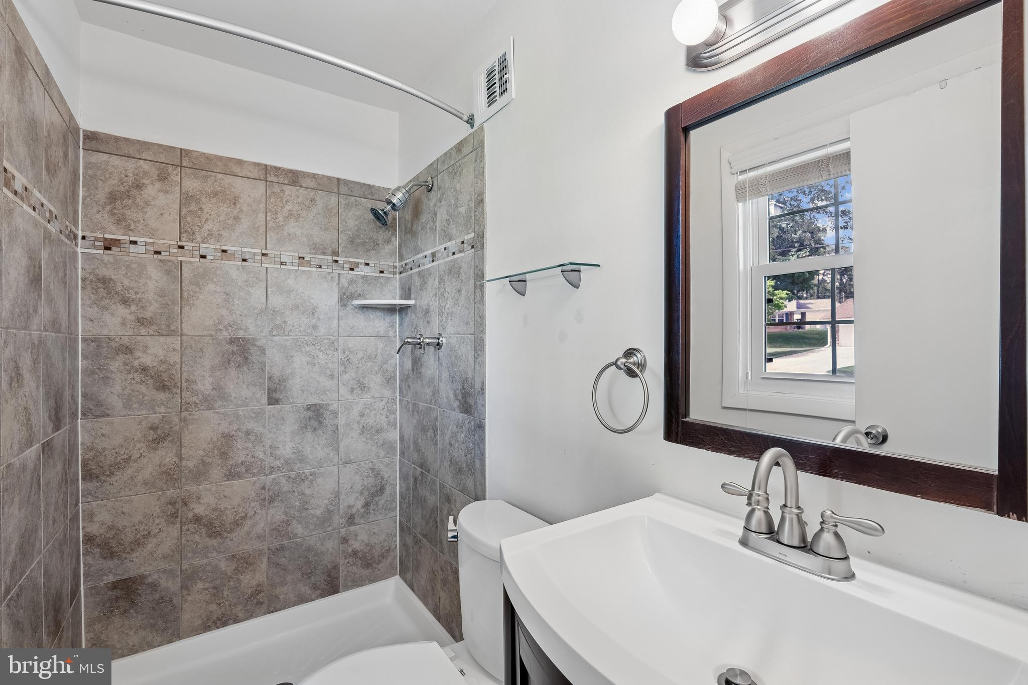 FOXHALL - Residential