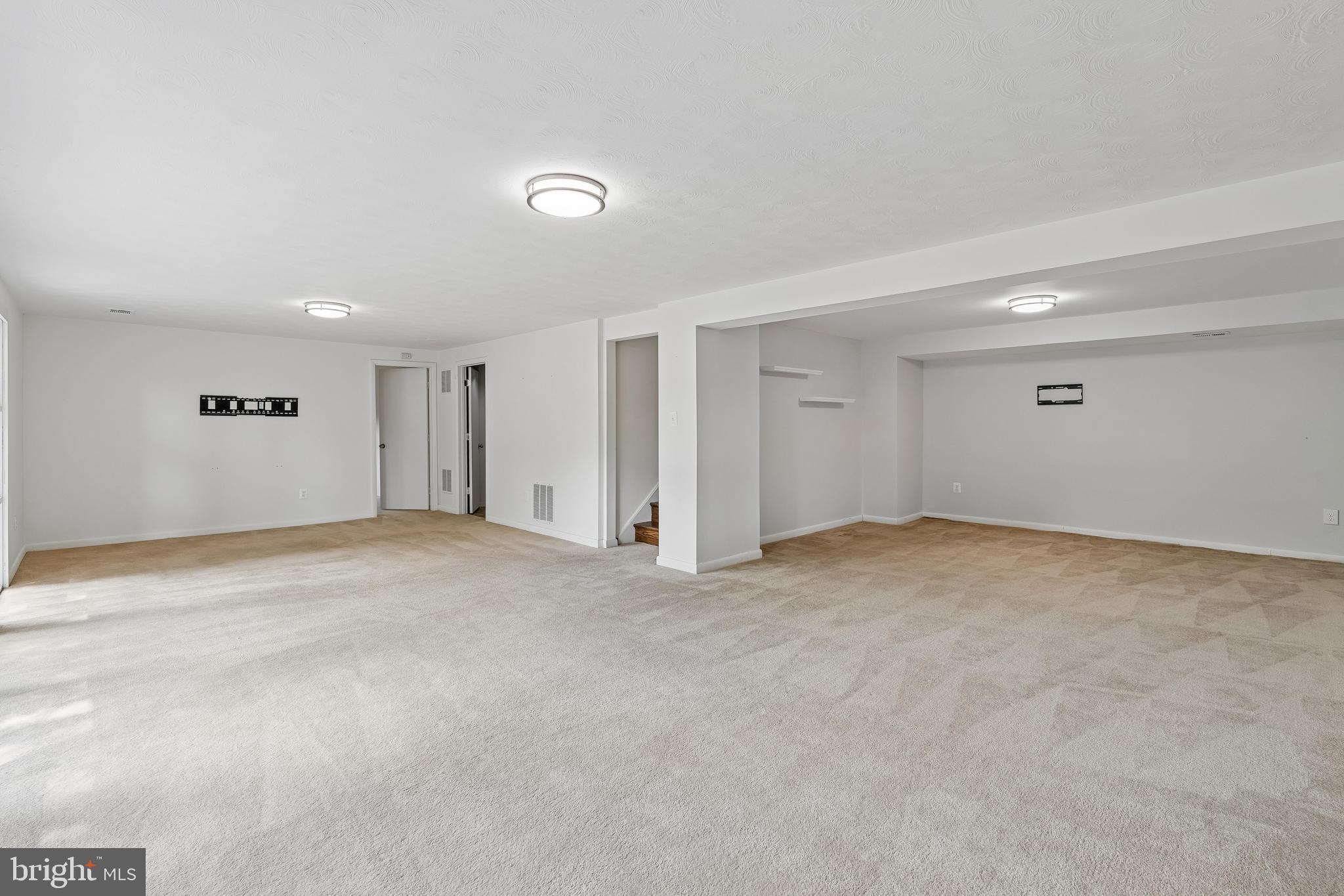 FOXHALL - Residential
