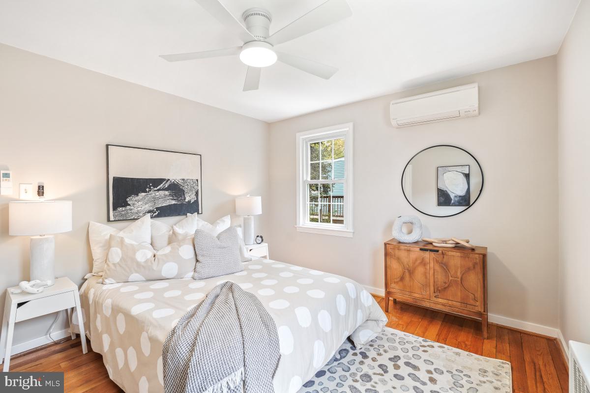 CLAREMONT - Residential