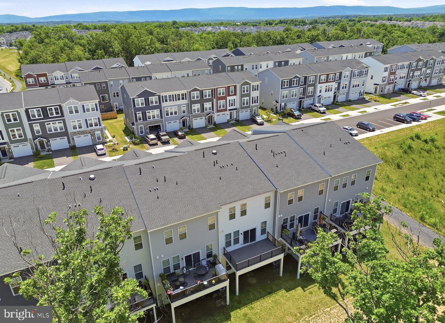 LAKE FREDERICK - Residential
