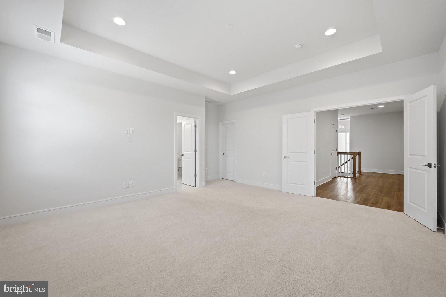 LAKE FREDERICK - Residential