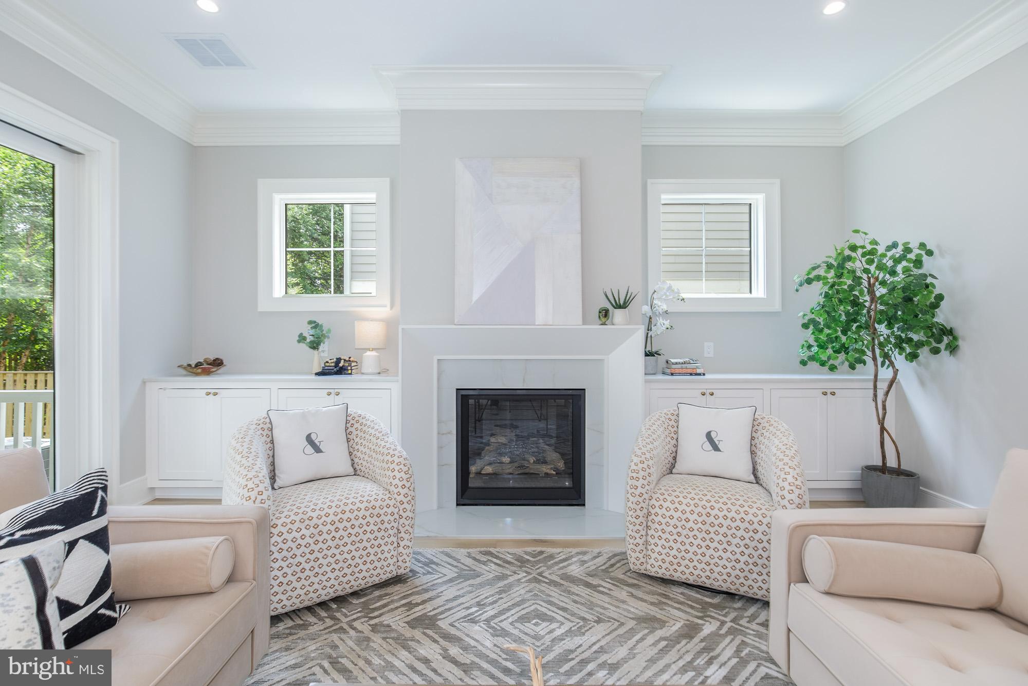 ALTA VISTA - Residential