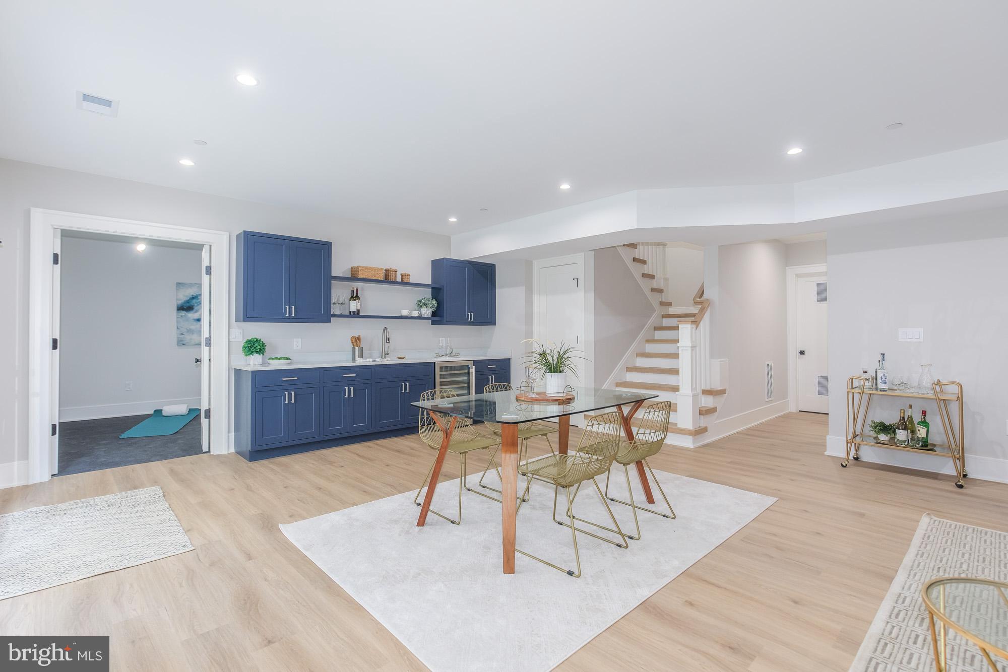 ALTA VISTA - Residential