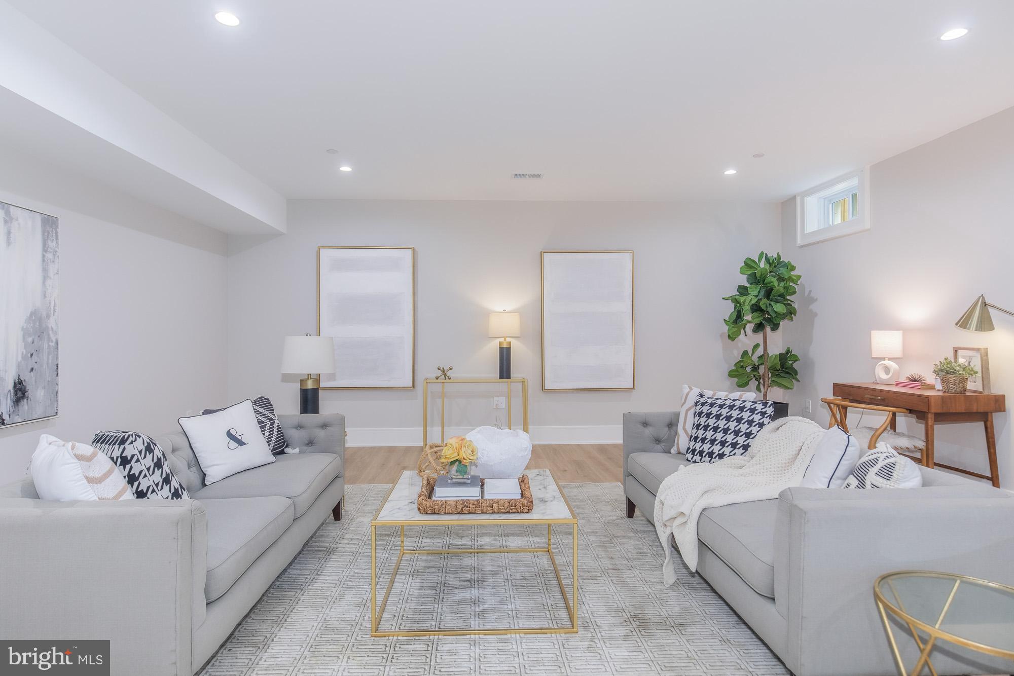 ALTA VISTA - Residential