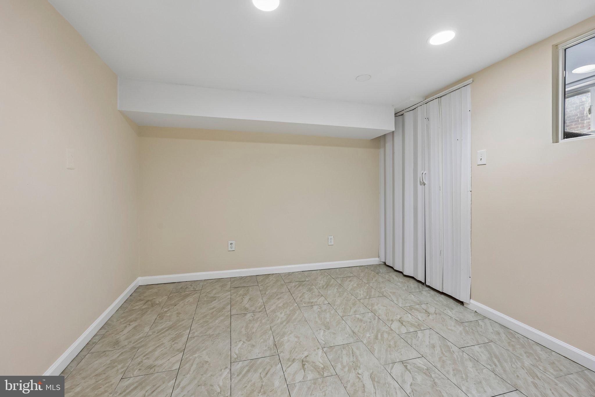 TAKOMA PARK - Residential