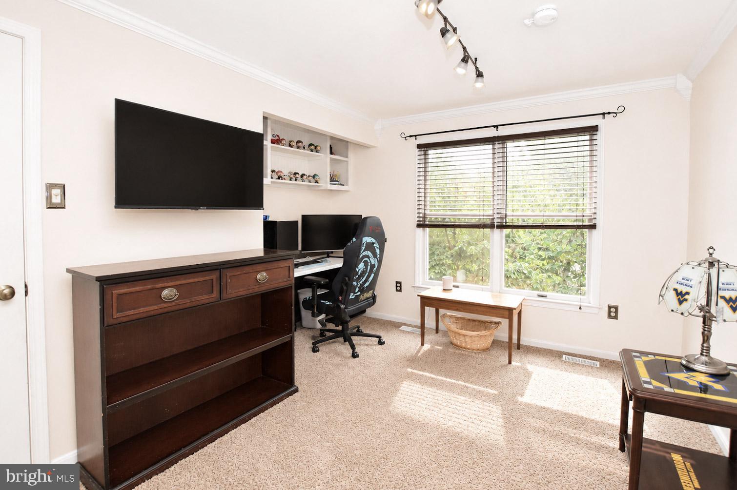 BRIARWOOD - Residential