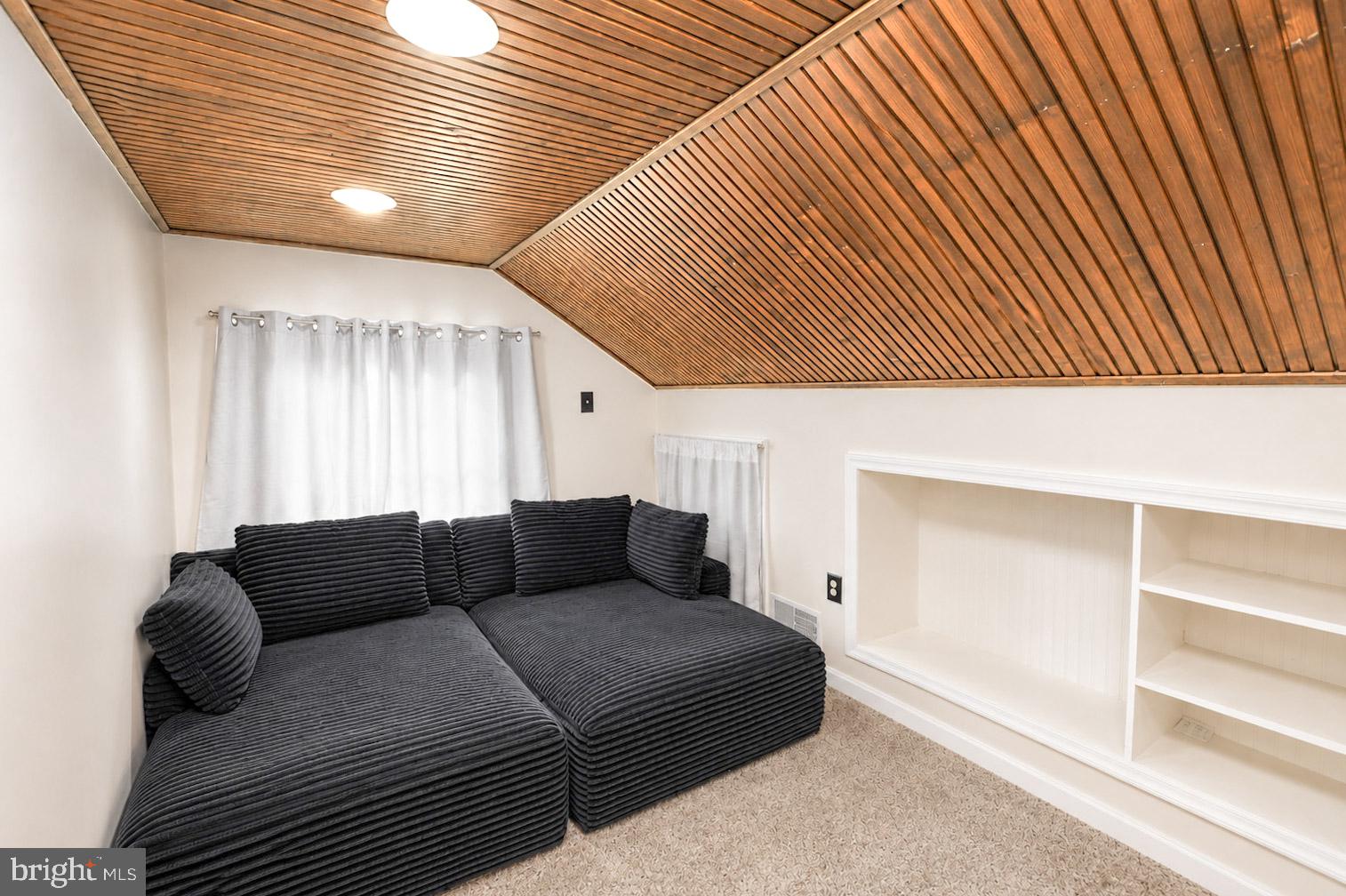 BRIARWOOD - Residential