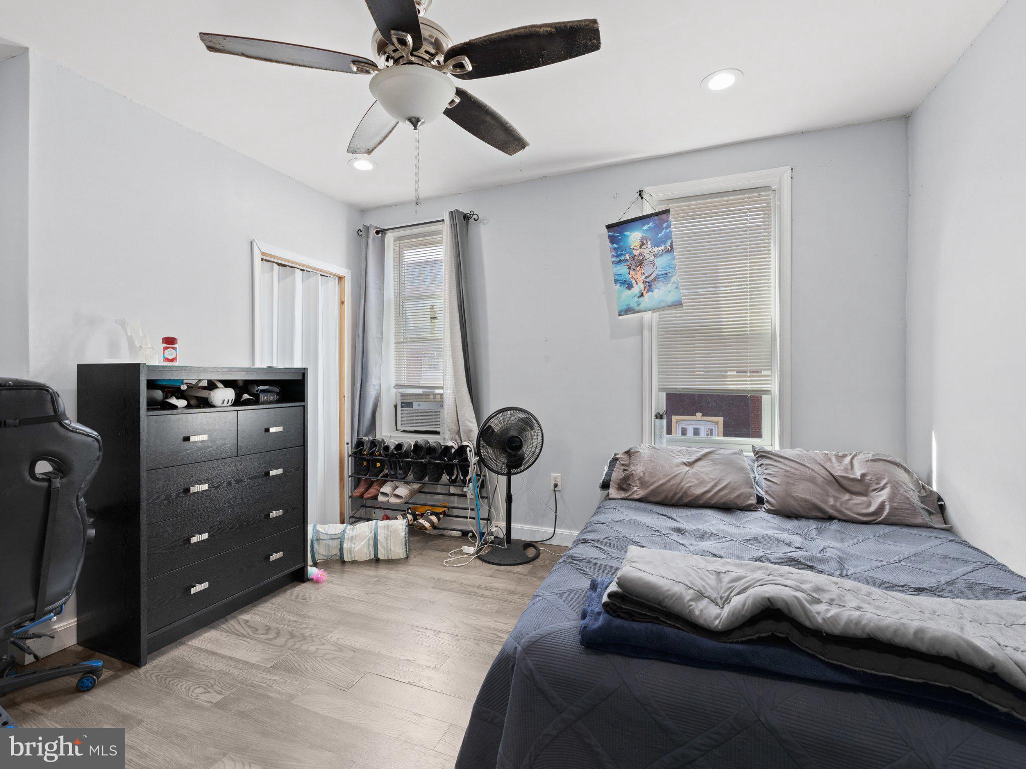 KENSINGTON - Residential