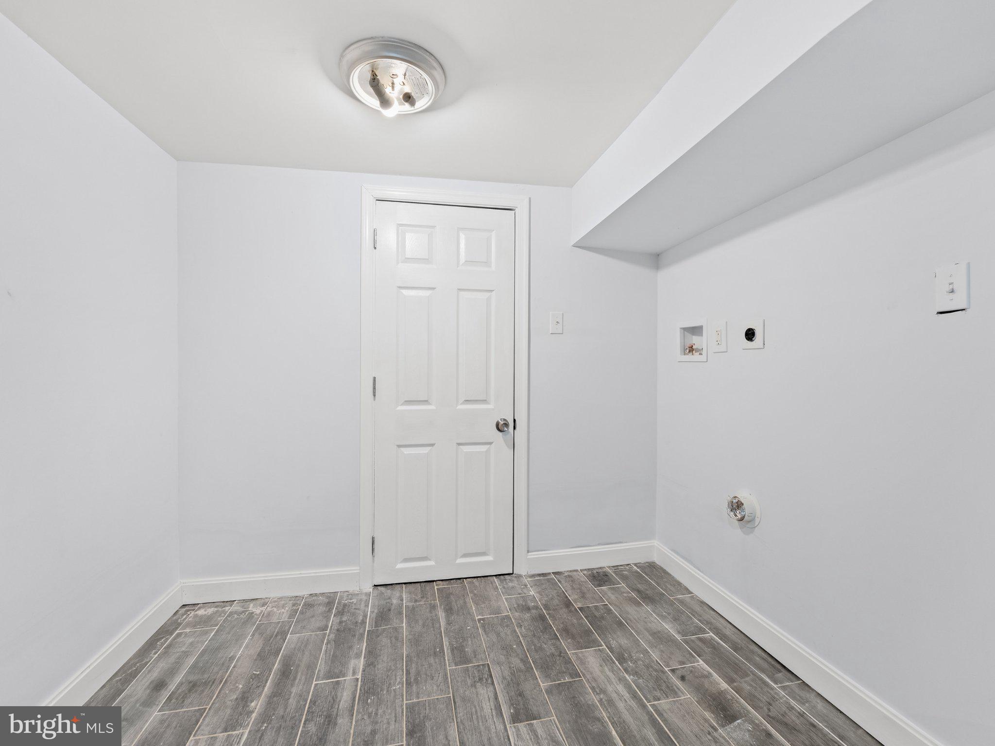 KENSINGTON - Residential