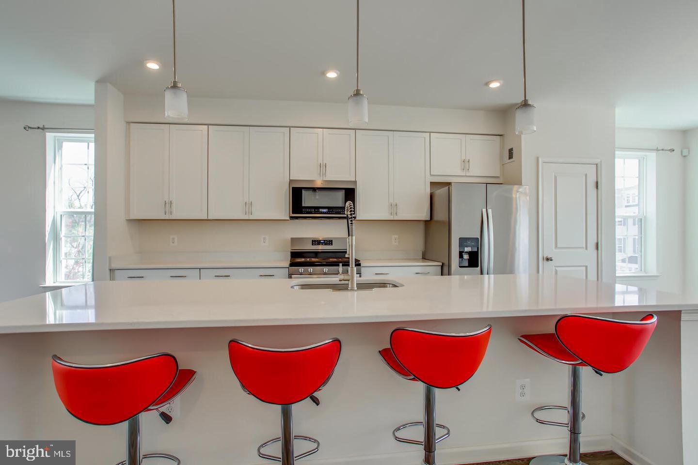 FEATHERSTONE STATION CONDOMINIUMS - Residential Lease