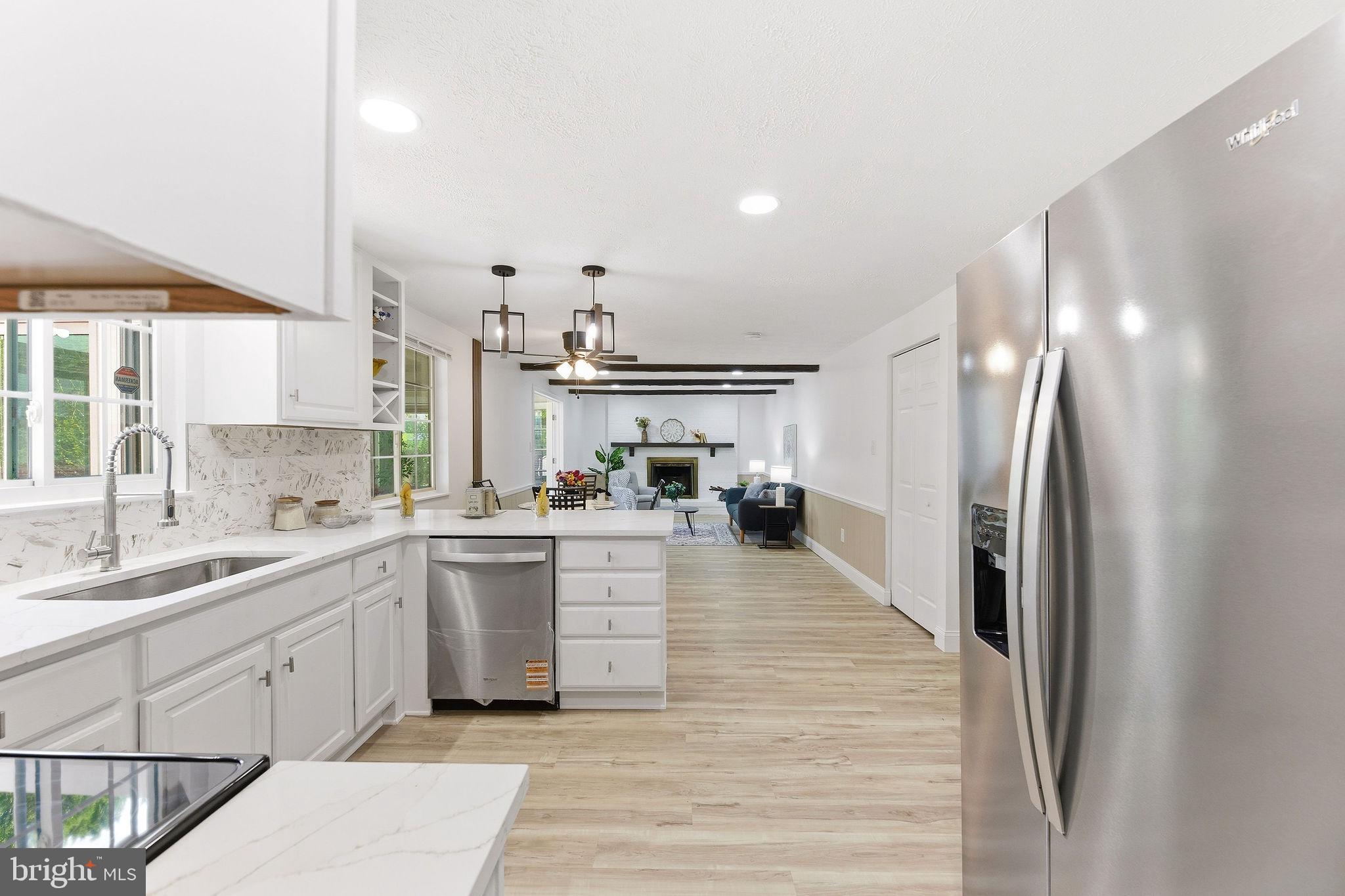 PROSPECT KNOLLS - Residential
