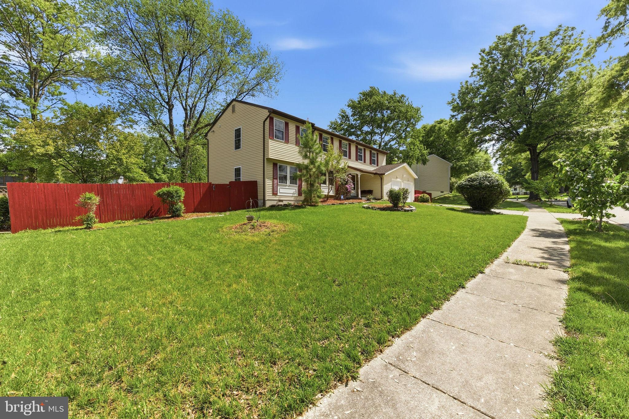 PROSPECT KNOLLS - Residential