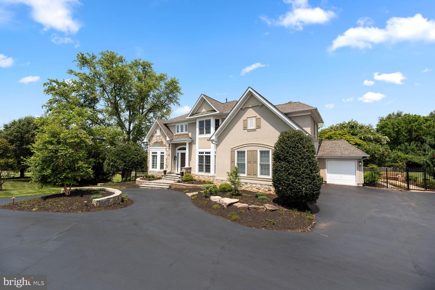 PINEY GLEN VILLAGE - Residential