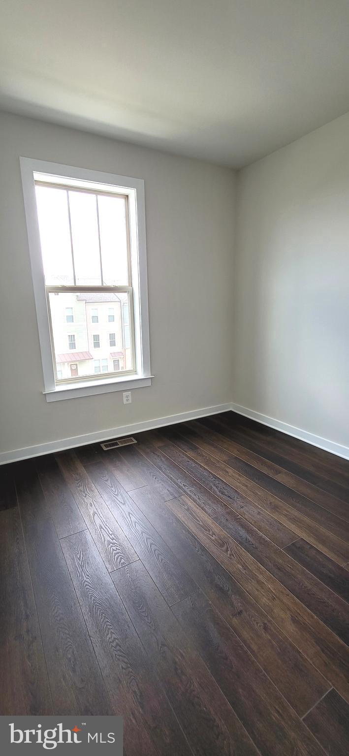 VILLAGES OF URBANA - Residential Lease